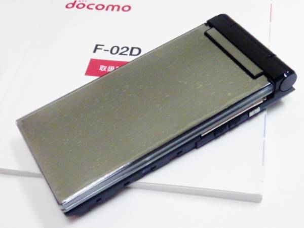 【新品未使用】docomo STYLE F-02D BLACK◆1340