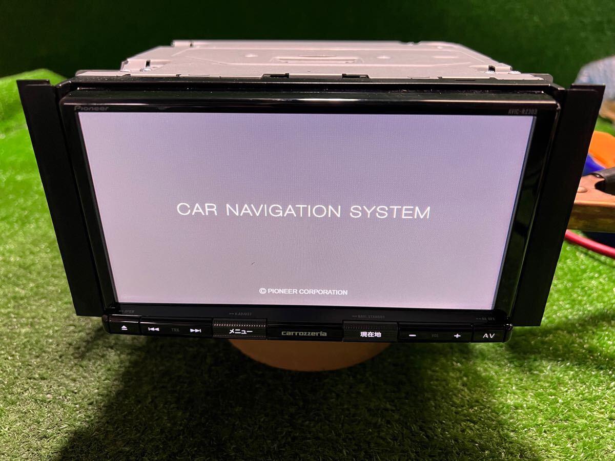 carrozzeria AVIC-RZ303 カーナビ 本体 AVIC-RW303II / AVIC-RZ303II