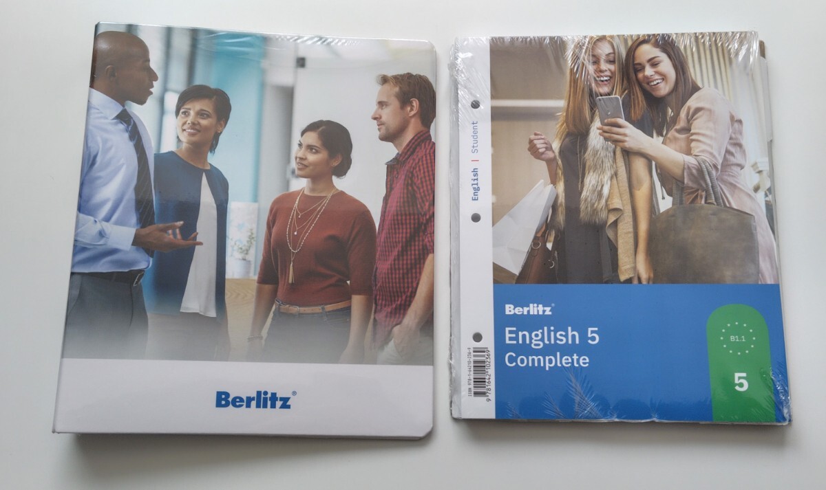 ベルリッツ　教科書　5巻セット Berlitz レベル5テキスト & バインダー・ English 5 Complete