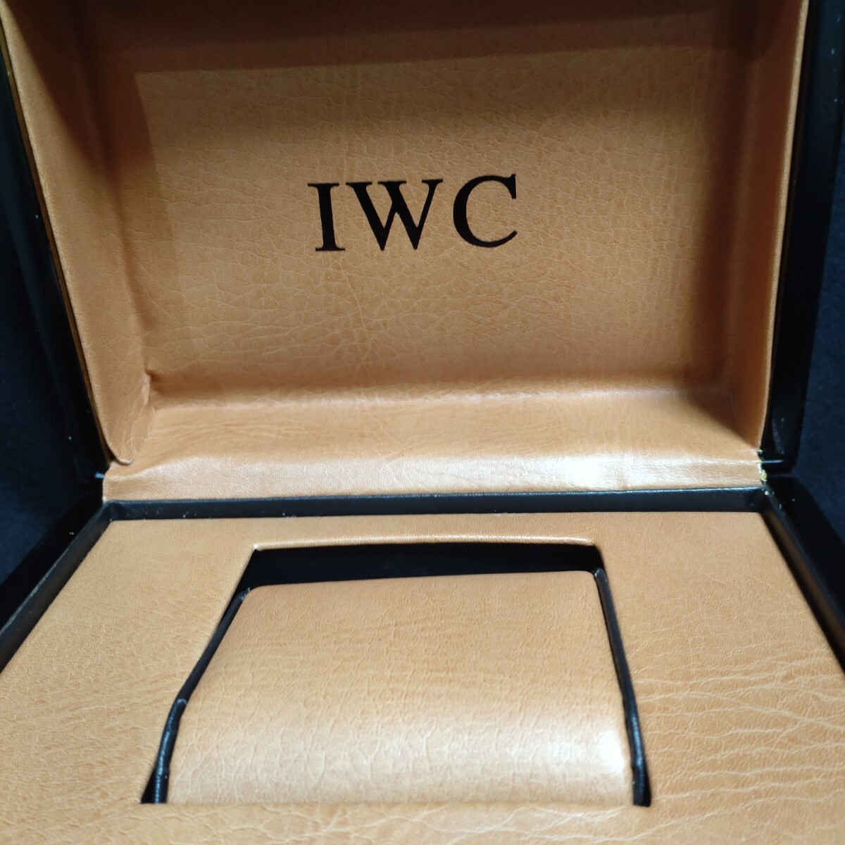 ☆ IWC ボックスのみ 空箱 空き箱 時計ケース ☆ 【公式通販】