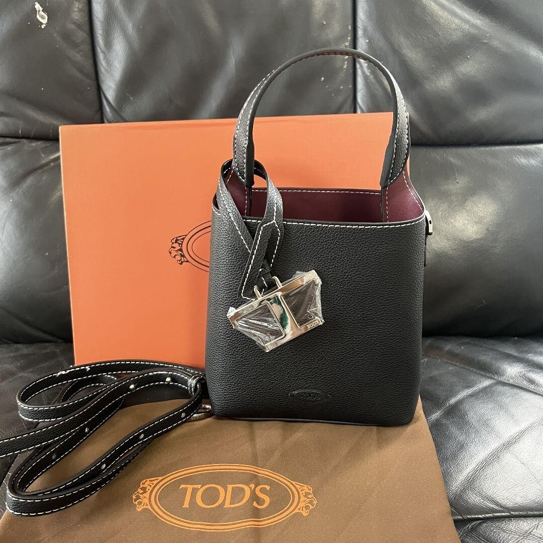 極美品】TOD'S ショルダーバッグ マイクロ トッズ T タイムレス