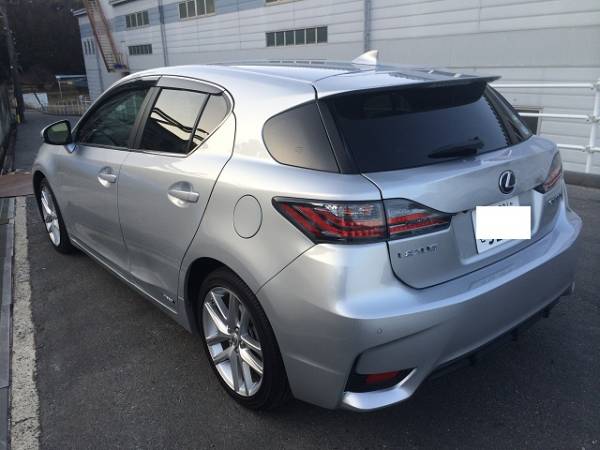 驚異のほぼ新車！レクサスCT200ｈ！最上グレードL！現行型です！_2