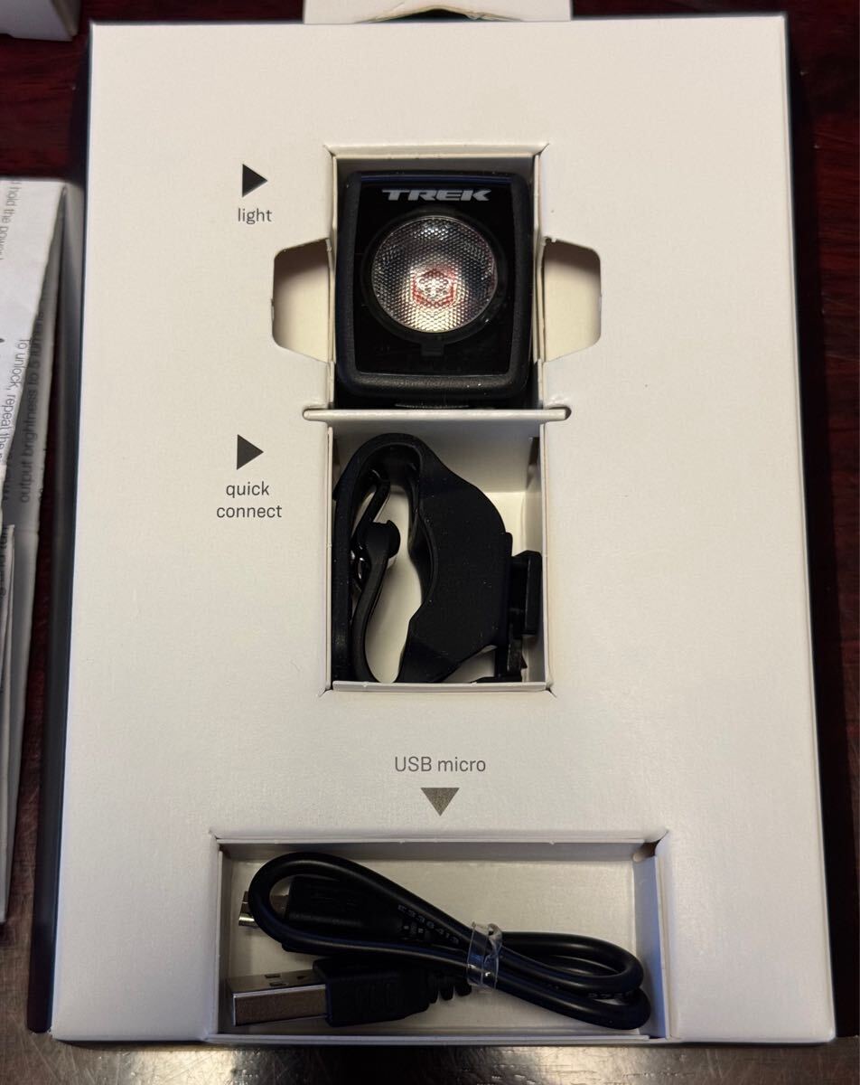 Trek Flare RT リアバイクライト　Trek Blendrサドルバッグ L 取り付けマウント付_3