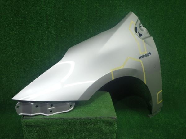 JP25033 プリウス 50系 左フェンダー ZVW50/ZVW51/ZVW55 PRIUS 【公式