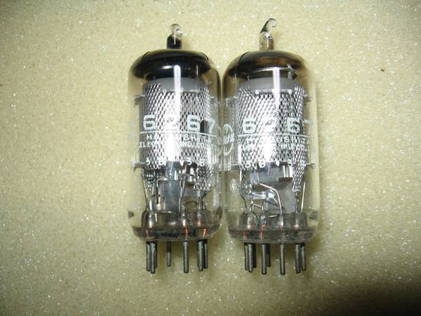 ☆ジャンク品、ナショナルの真空管 EF86/6267 メッシュの2本組