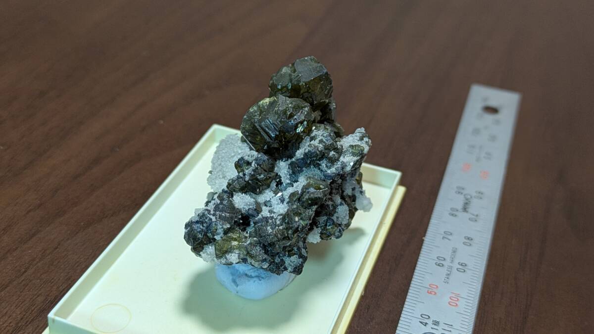 不明鉱物 mogila orebody deveti septemvri complex madan district southern rhodope mountains bulgaria_5