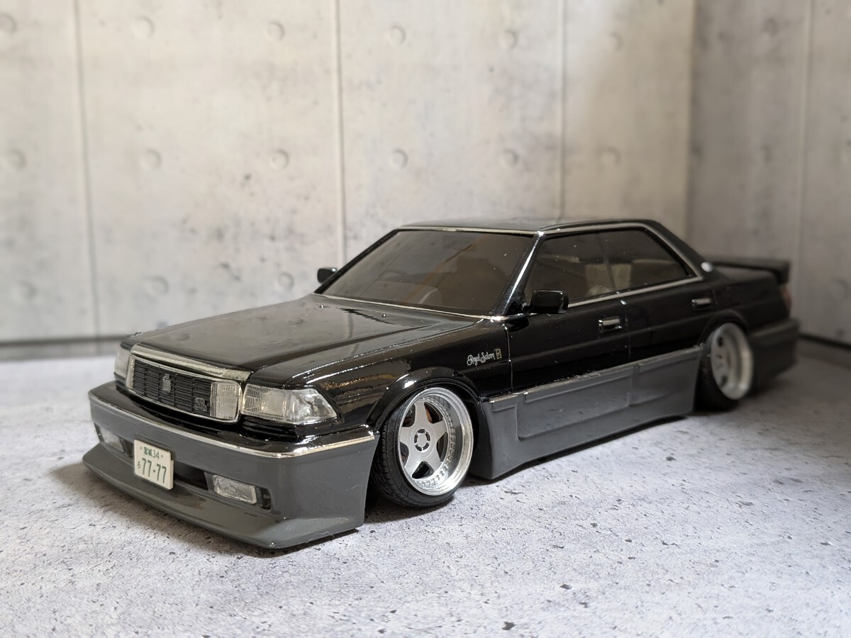 1/24 アオシマ インシュランス 13クラウン 完成品 【公式通販】