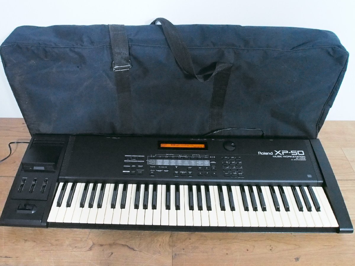 Roland XP-10 シンセ 通電OK ケース付 Roland XP-10 シンセ 通電OK