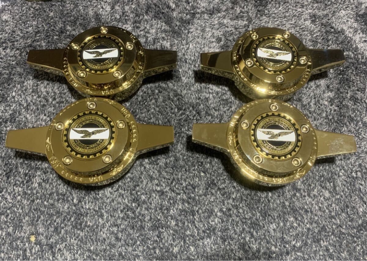 新品未使用　ノックオフ　ゼニスロッキングタイプ　ゴールド　ローライダー ワイヤーホイール ノックオフ ゴールド センターキャップ 左右一台分