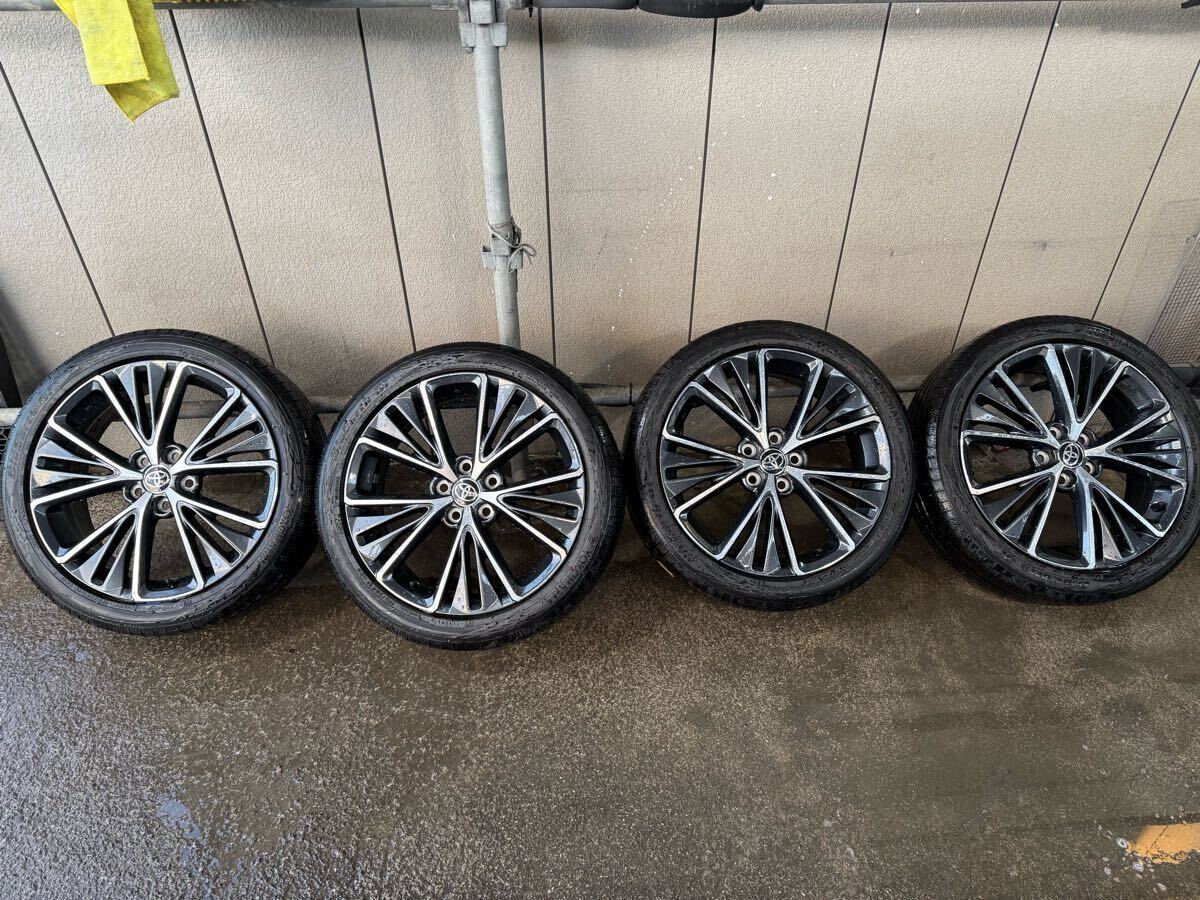 60プリウス 新車外し 純正アルミ タイヤ 4本_1