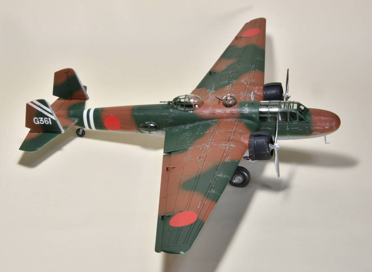 プラモデル完成品★日本海軍９６式陸上攻撃機２２型、雷装★ハセガワ１／７２_3
