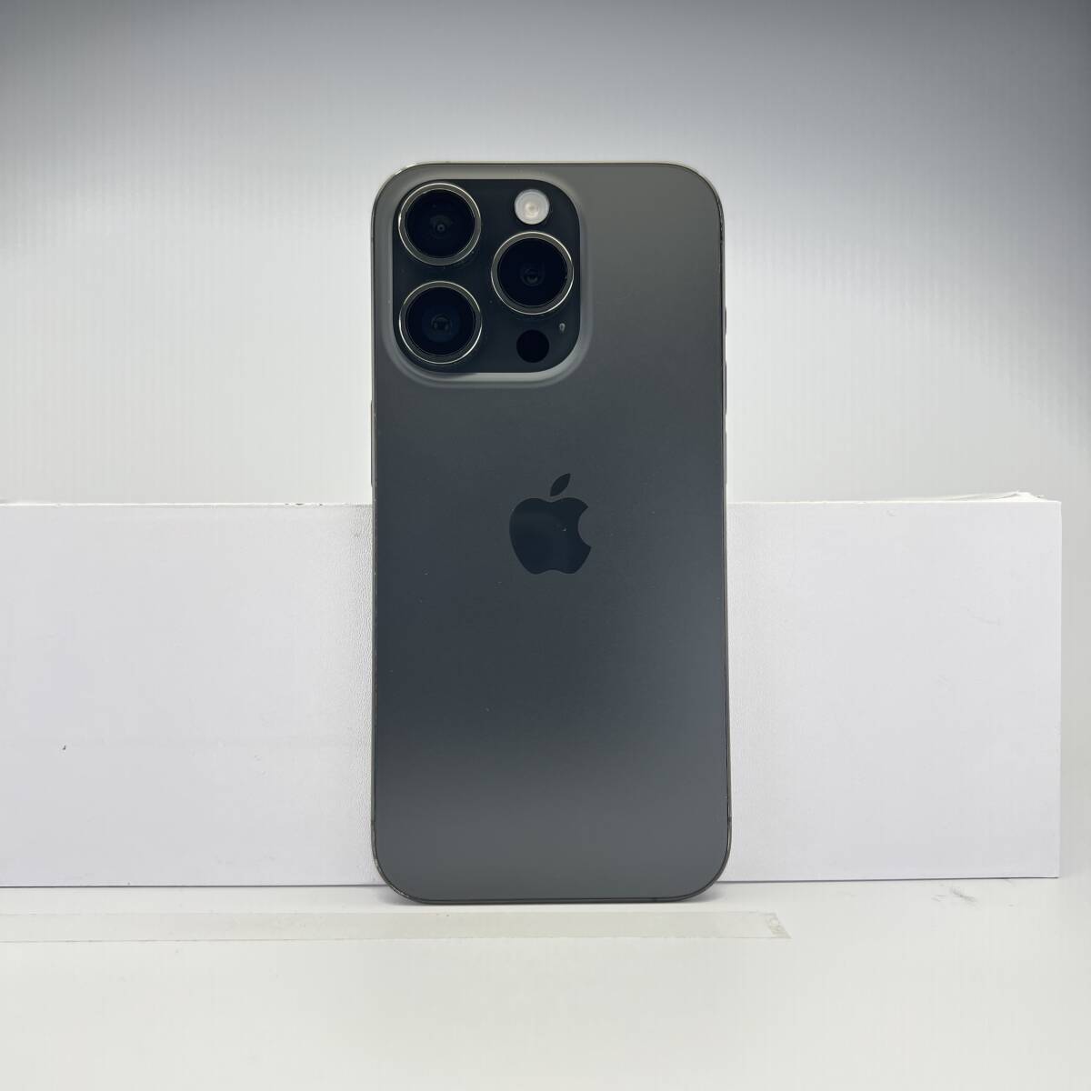 iPhone 15 Pro 256GB ブラックチタニウム SIMフリー 訳あり品 ジャンク