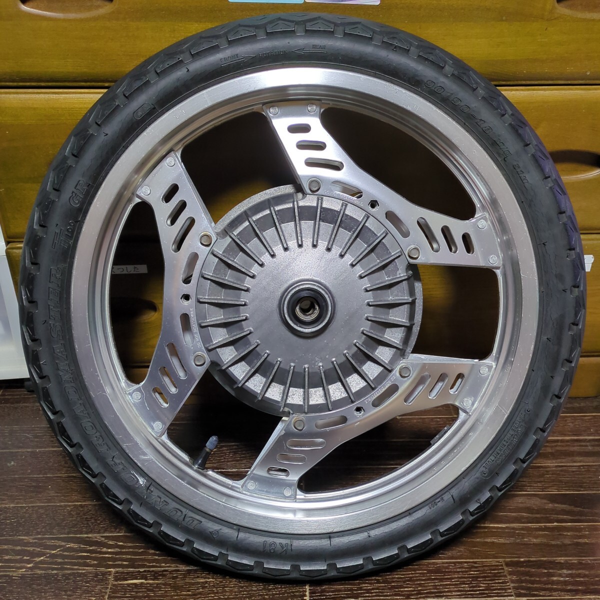 cbx550f フロントホイール cbx550fフロントリアホイールフロント