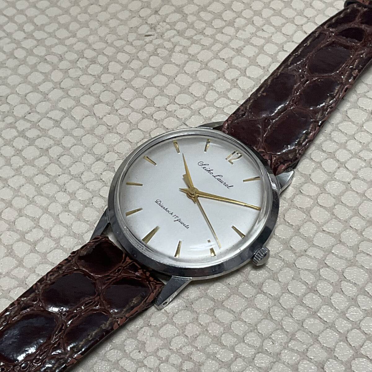 セイコー ローレル 17石 Laurel SEIKO 手巻 LAUREL 希少 Seiko 手巻き 