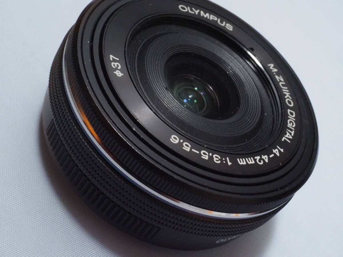 OLYMPUS 電動式パンケーキズームレンズ M.ZUIKO DIGITAL ED 14-42mm F3 