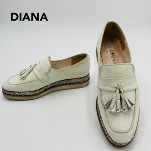 DIANA　ダイアナ　タッセルローファー　パンプス　レザー　厚底
