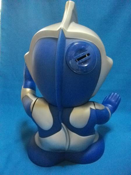 ビックサイズ　貯金箱　ウルトラマンコスモス　！！_2