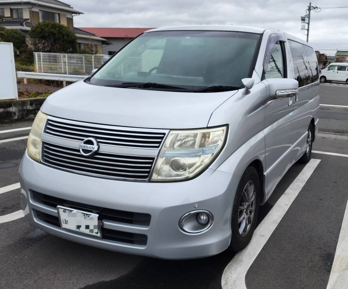 廃車するにはもったいない　エルグランド　車検切れ間近_1