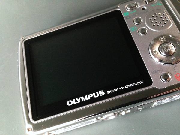 オリンパス ミュー OLYMPUS μ 720SW デジタル カメラ 防水中 XD