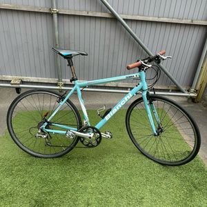 H1338★ 直接取引大歓迎　Bianchi ROMA II クロスバイク SHIMANO 2×8段 ビアンキ 自転車