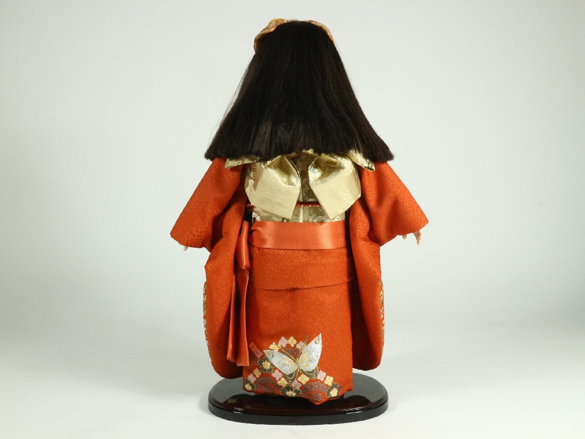 市松人形 京都西陣 手描金彩裾模様 吉徳大光 花鳥図柄の着物の少女