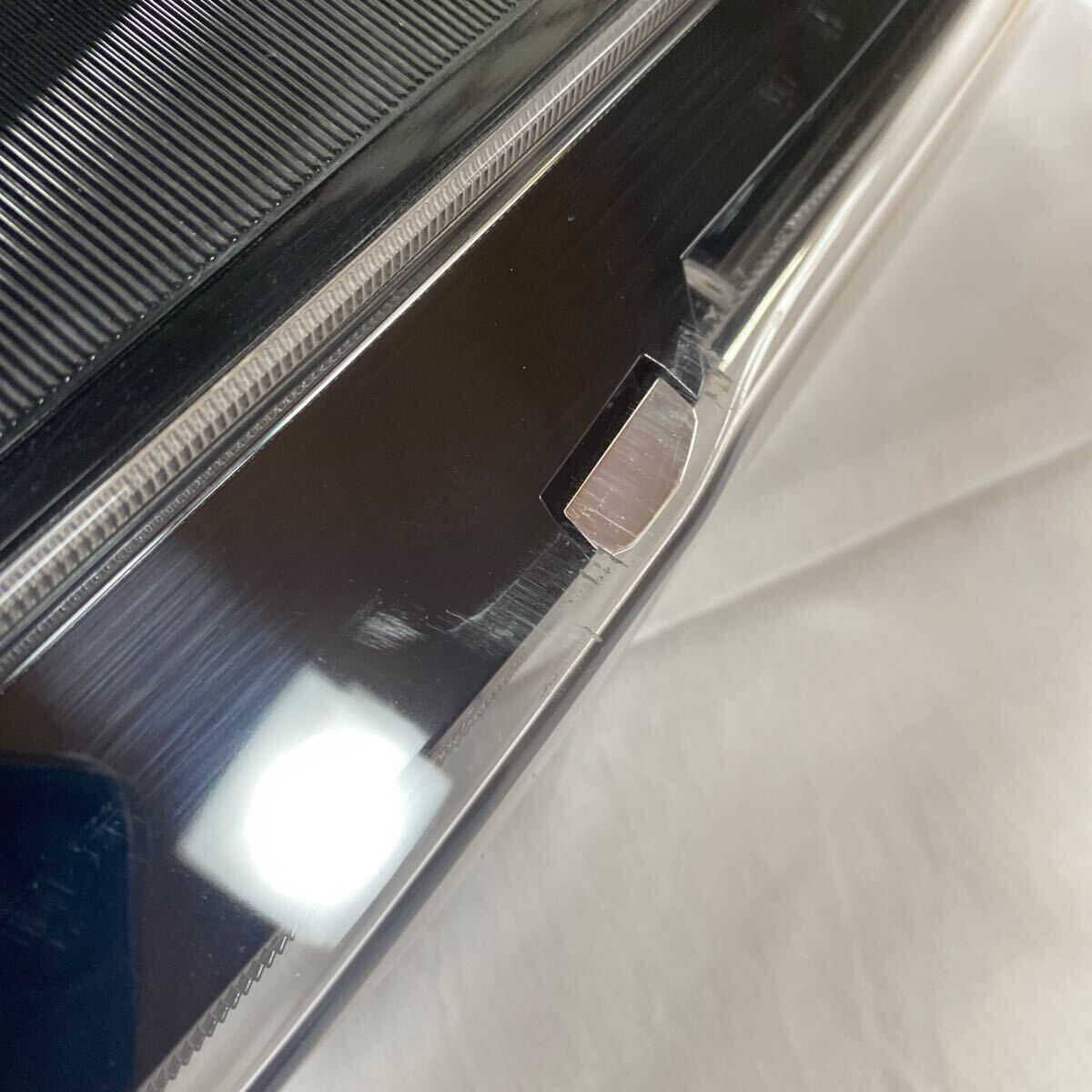 ホンダ　N-BOX カスタム JF3 右テールランプ_5