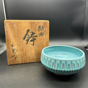 岡本和郎の値段と価格推移は？｜5件の売買データから岡本和郎の価値が