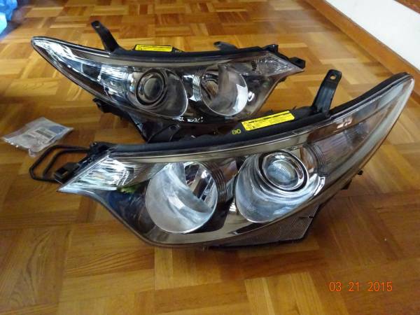 エスティマ50　前期　HID　AFS付　美品