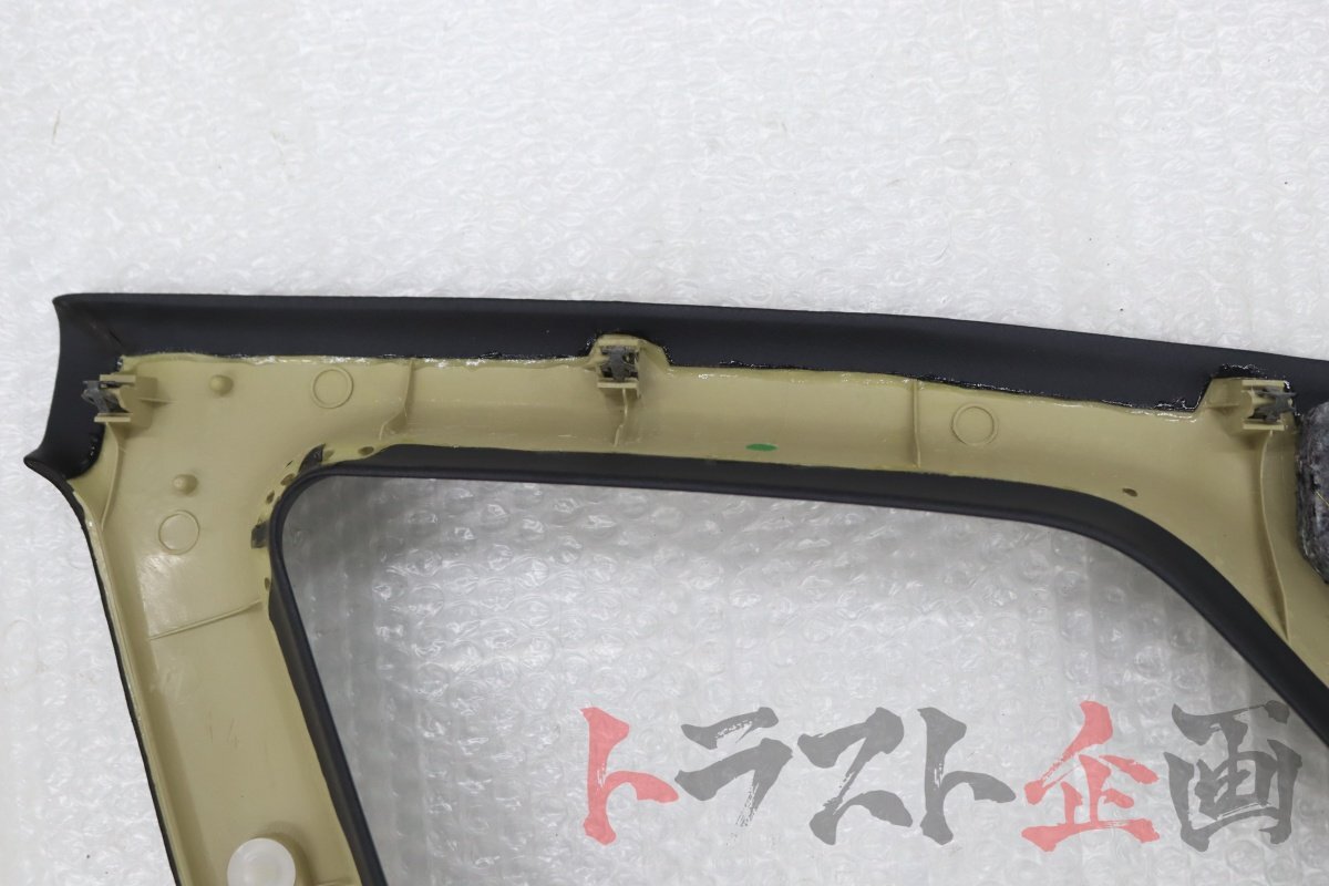 未使用品 純正 Cピラー内張り 助手席側 スカイライン GT-R BNR32 後期