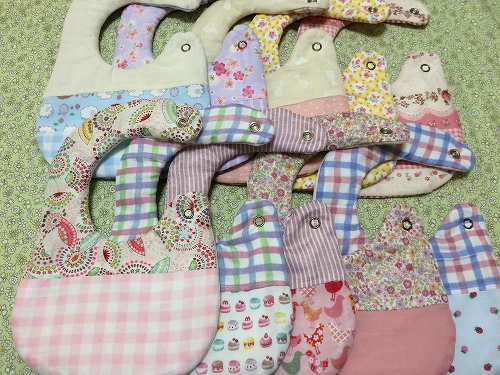 四層仕立てのしっかりスタイ★ハンドメイド★１０枚組　女の子