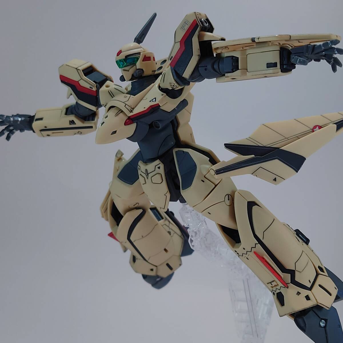 HG YF-19部分塗装済完成品_8
