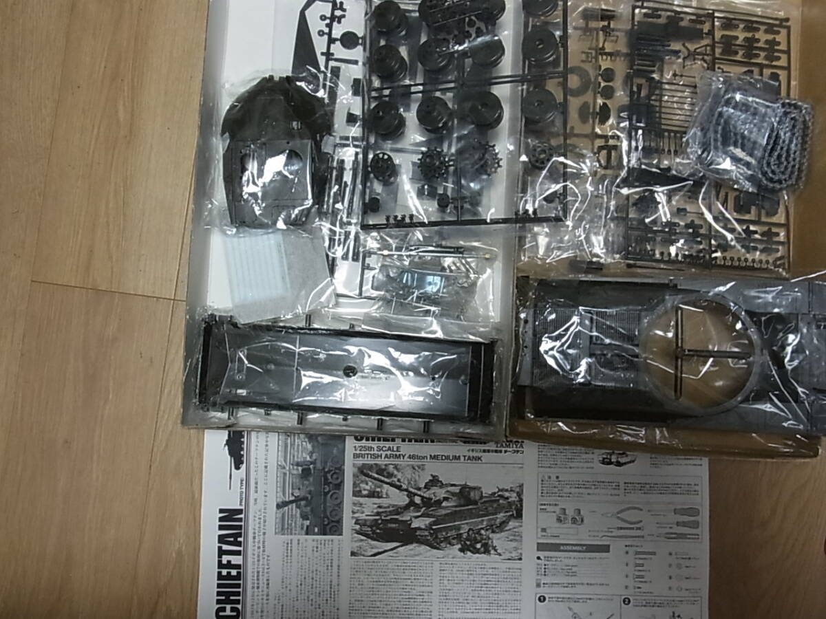 1/25 タミヤ　ディスプレイのチーフテンとリモコンチーフテンジャンクのおまけ_2