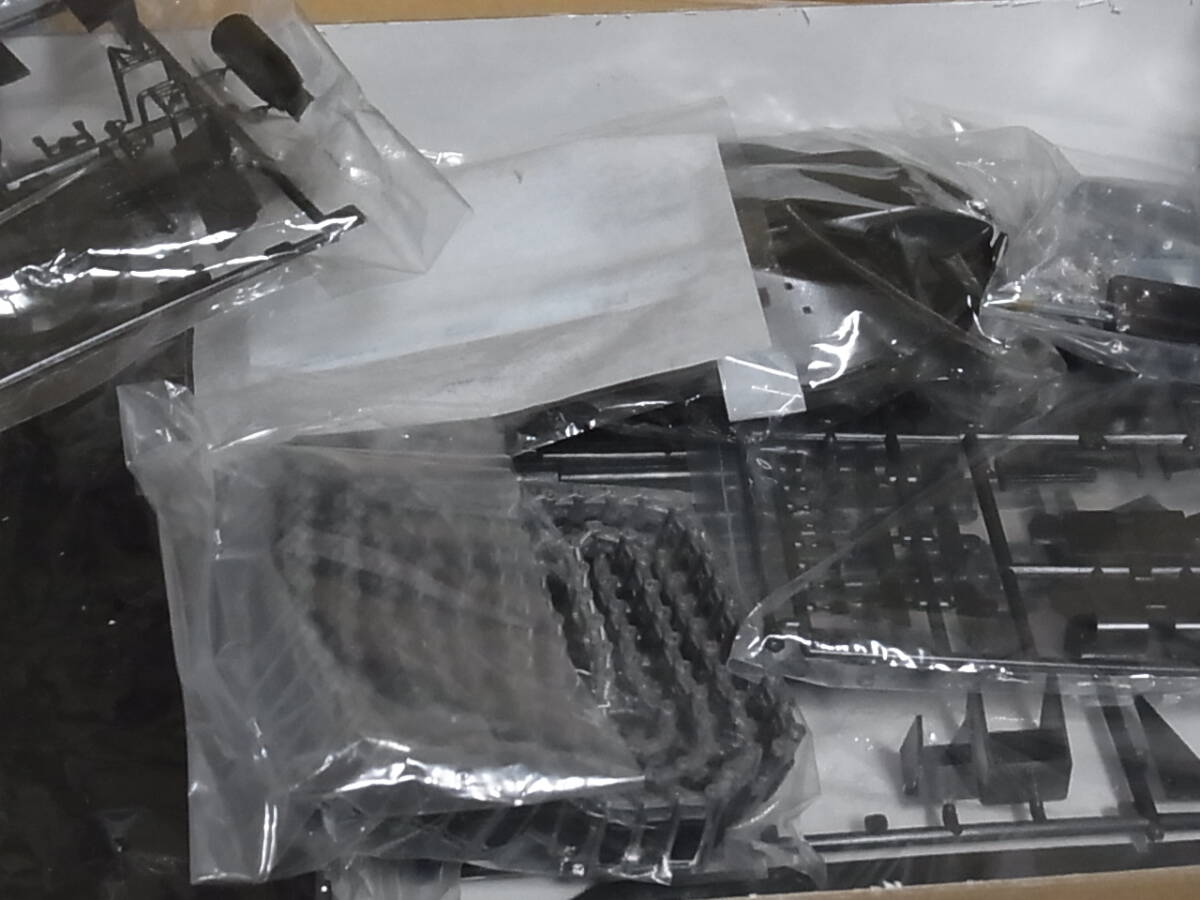 1/25 タミヤ　ディスプレイのチーフテンとリモコンチーフテンジャンクのおまけ_3