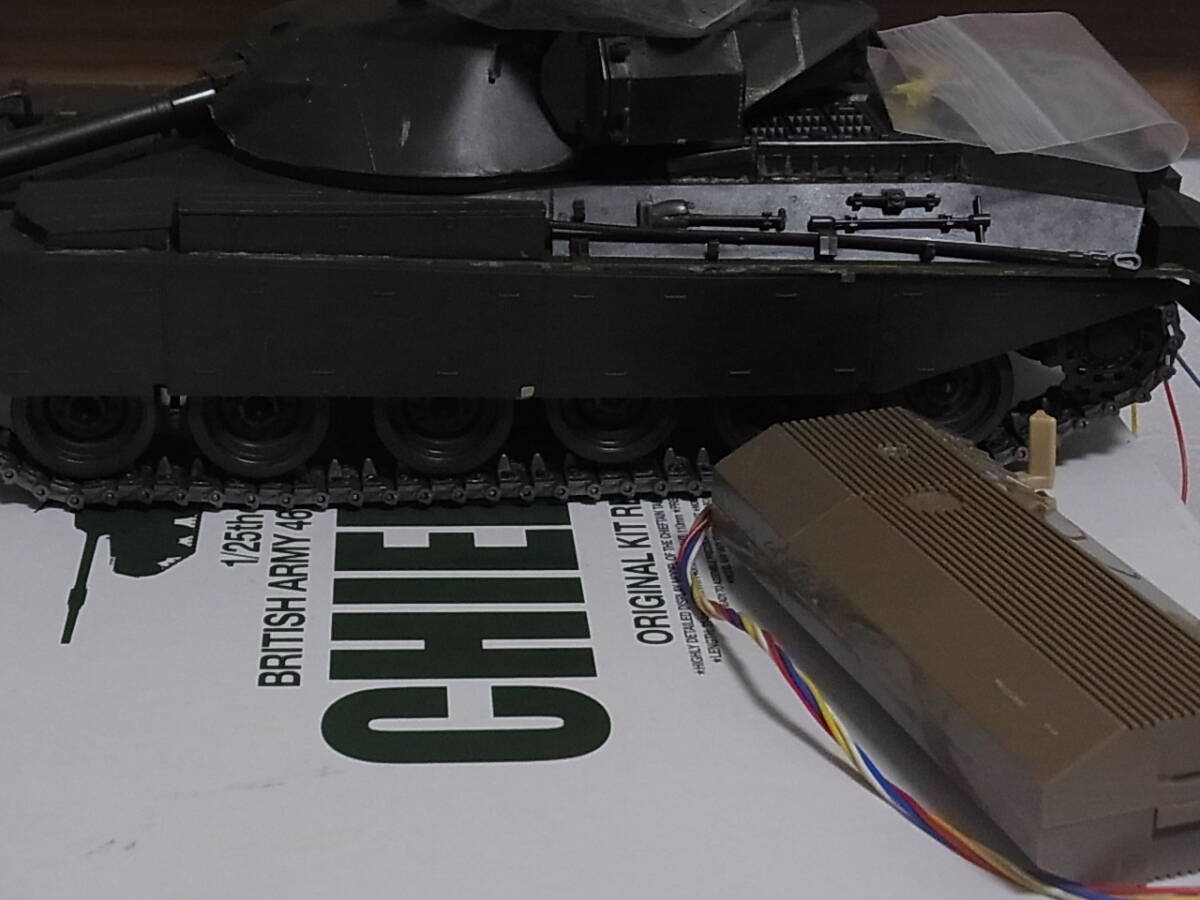 1/25 タミヤ　ディスプレイのチーフテンとリモコンチーフテンジャンクのおまけ_7