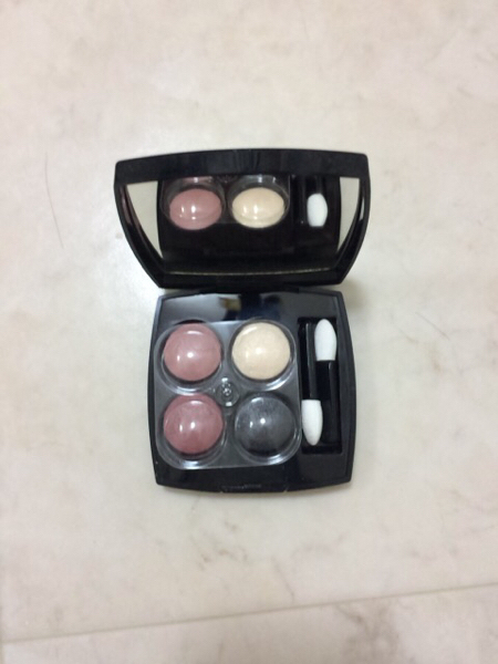 シャネルのアイシャドウ☆レキャトルオンブル238☆美品_1