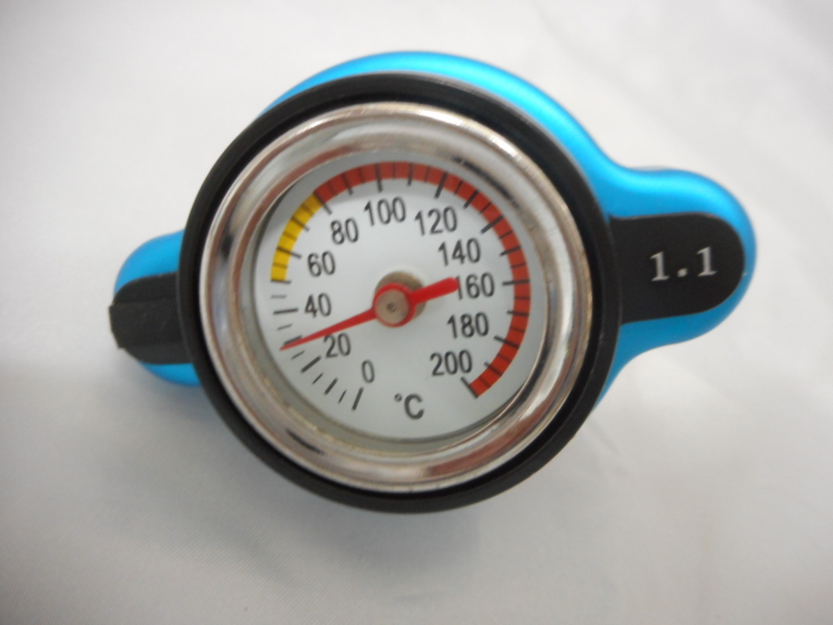 水温計付 ラジエターキャップ 1.1k　 パジェロミニ　H51A/H53A/H58A_1