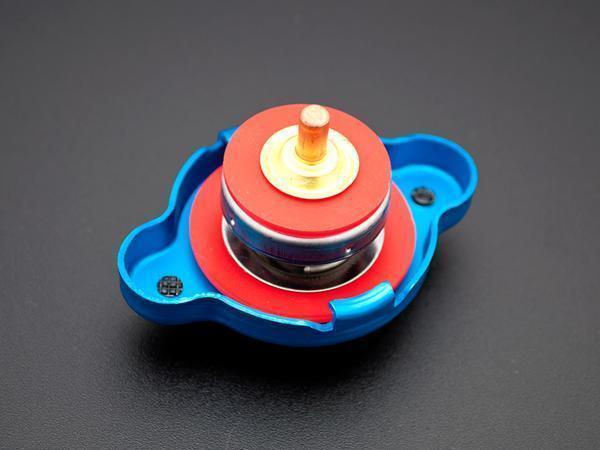 水温計付 ラジエターキャップ 1.1k　 パジェロミニ　H51A/H53A/H58A_2