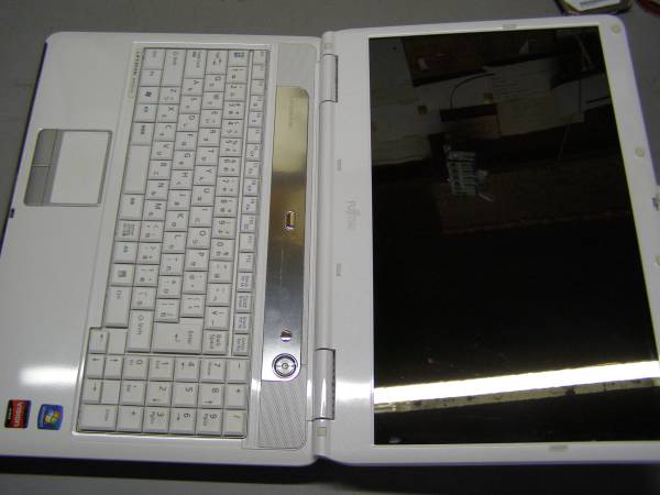 富士通 AH520/2A ライフブック　ジャンク品