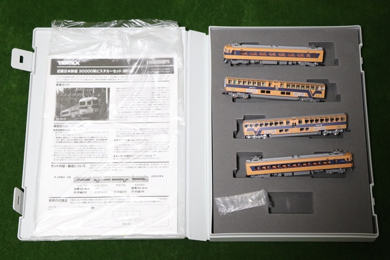 TOMIX製品　品番92521　近鉄30000系ビスタカー４両編成　ライト・動力良好美品　ケース難あり箇所あり_1