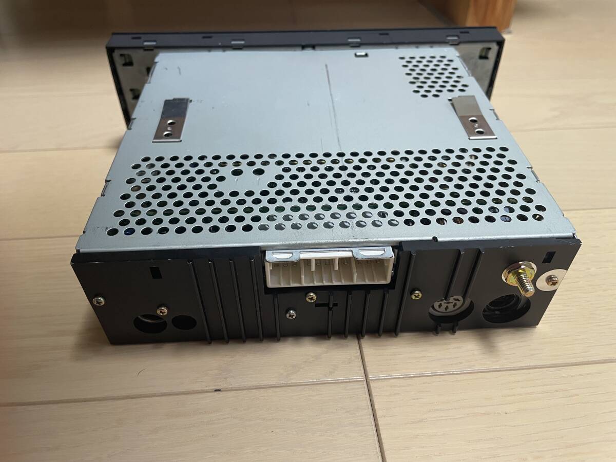 ジャガー　XK-8 XK-R 用　純正オーディオ_2