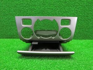 [10976] プジョー 308SW ABA-T7W5F02 エアコンスイッチパネル カバー 灰皿