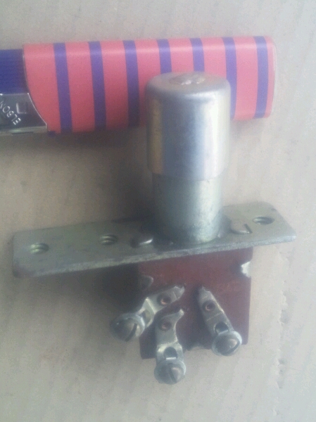 旧車ミツビシJEEPジープ用？ヘッドライト切り替えスイッチ足踏み