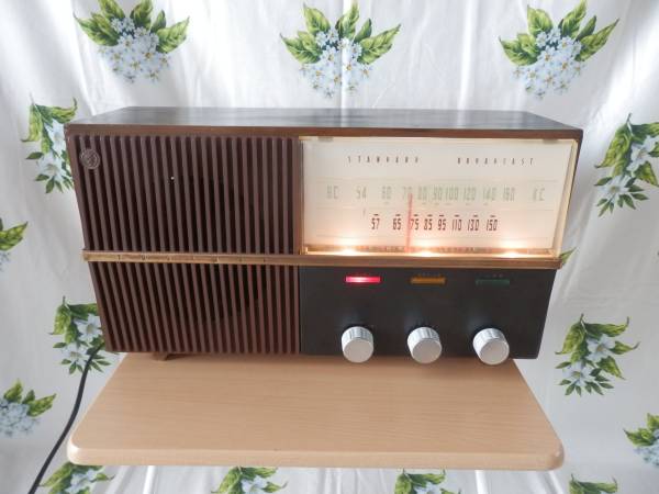 整備済完動品☆東芝(マツダ)製 90747☆真空管ラジオ 整備済完動品☆東芝(マツダ)製 90747☆真空管ラジオ