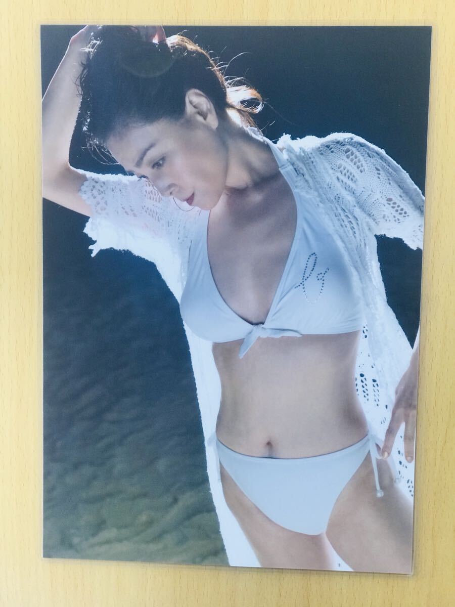 150μm厚手ラミネート加工】 切り抜き 柏原芳恵4ページ(タレント)｜売買