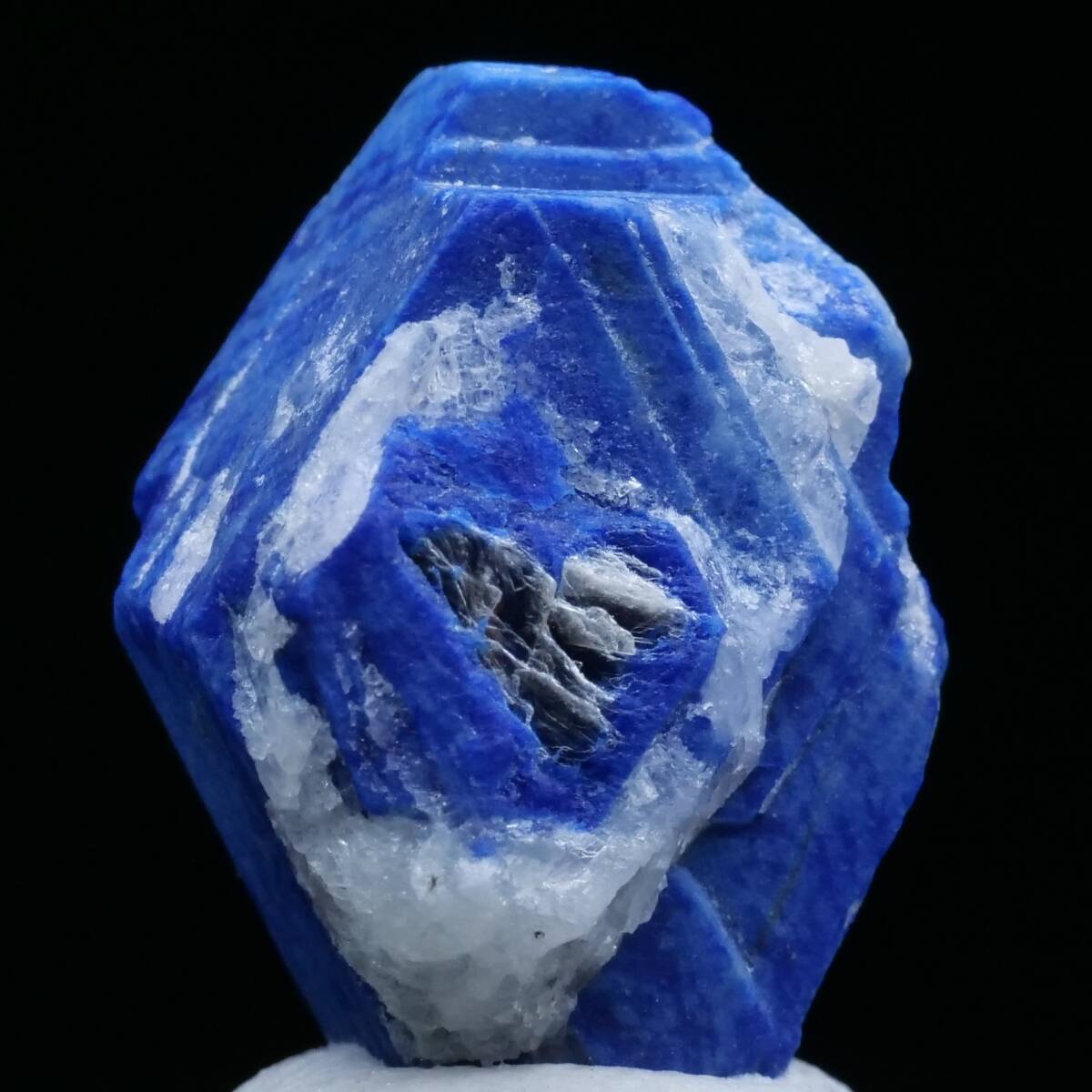 超レア【鉱物 標本 金雲母 青金石 結晶 原石】アフガニスタン
