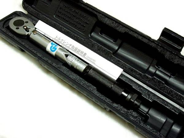 -トルクレンチ差込9.5mm　最小目盛1N・m　ハ-ドケ-ス付　新品-