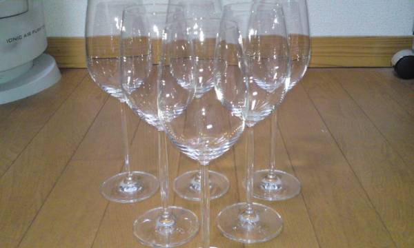 ドイツ　ツヴィーゼル　DIVA　白ワイン用６客　おまけ付き