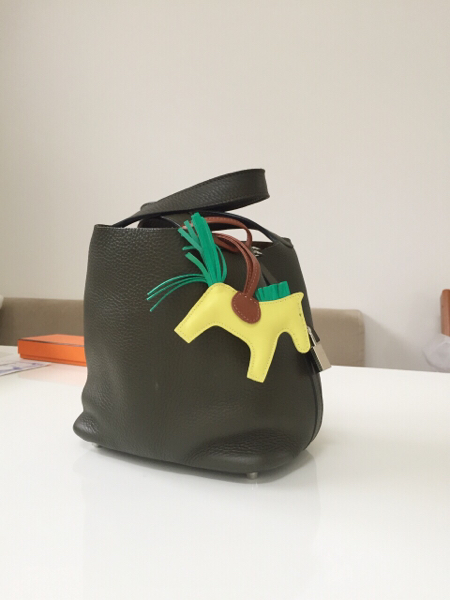 エルメス【HERMES】ピコタン18/PM