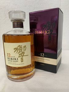 響 12年の平均価格は40,794円｜ウイスキーの価格相場・買取価格