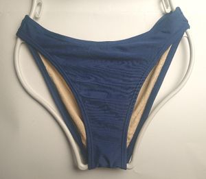 〈中古美品〉かなりハイレグ！ メーカー不明 陸上競技用レーシングショーツ 紺 L or XLサ